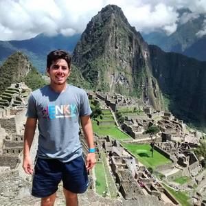 Meet your Posher, Matias